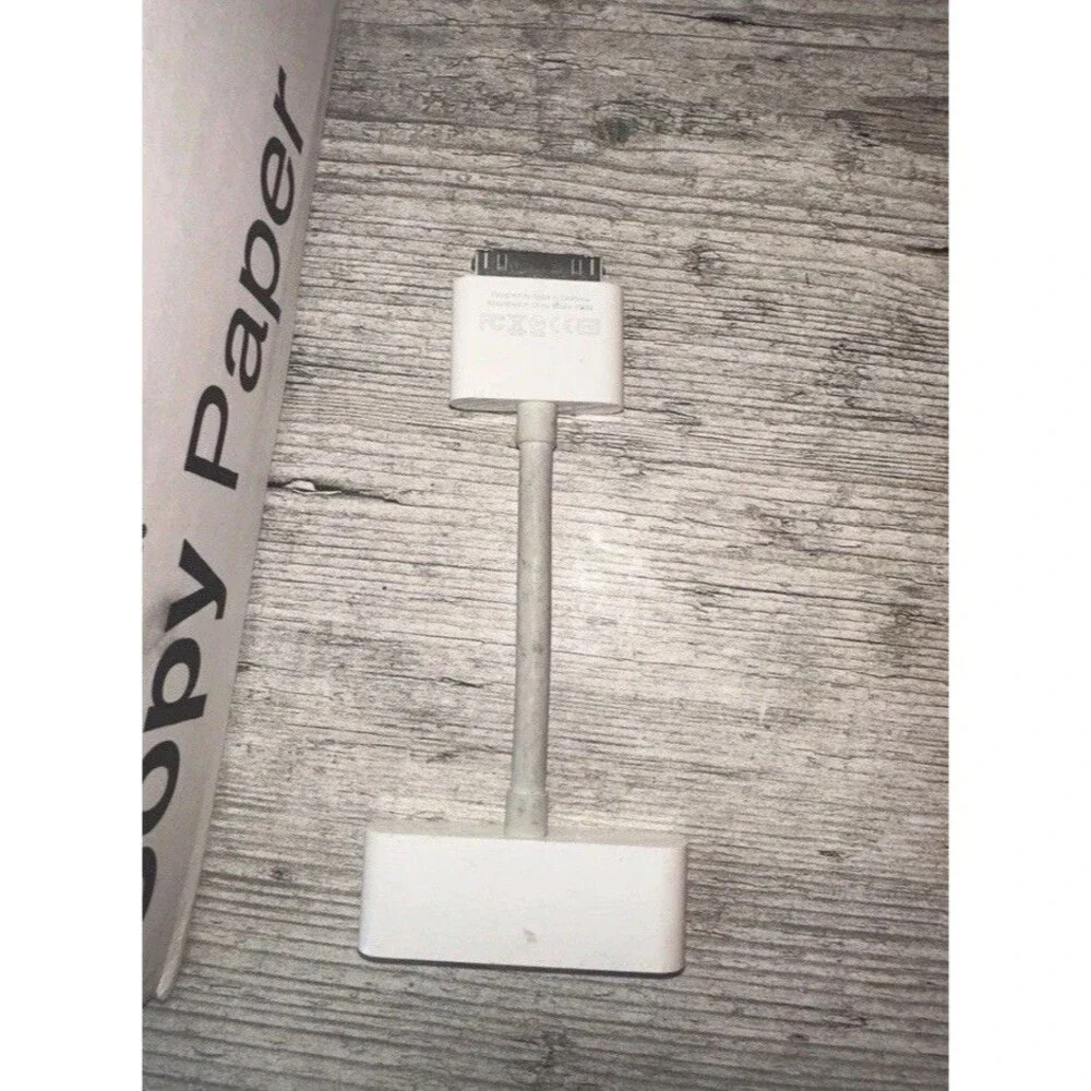 Apple 30-pin Digital AV To HDMI ADAPTER 2nd Gen A1422 Genuine